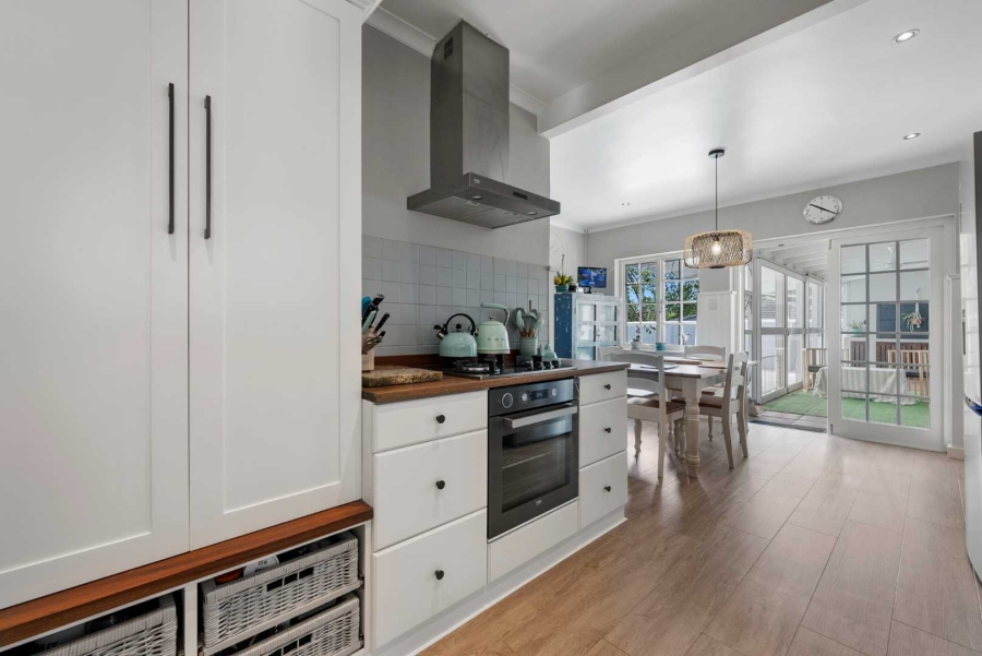 3 Bedroom Property for Sale in Rondebosch Western Cape